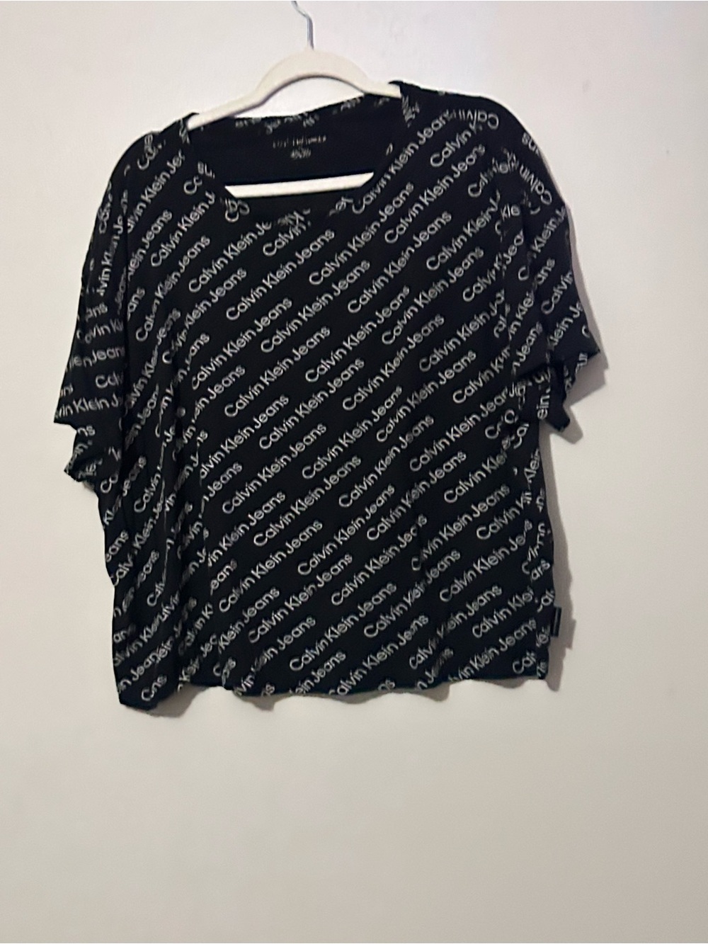 A Calvin Klein Jeans T-shirt
